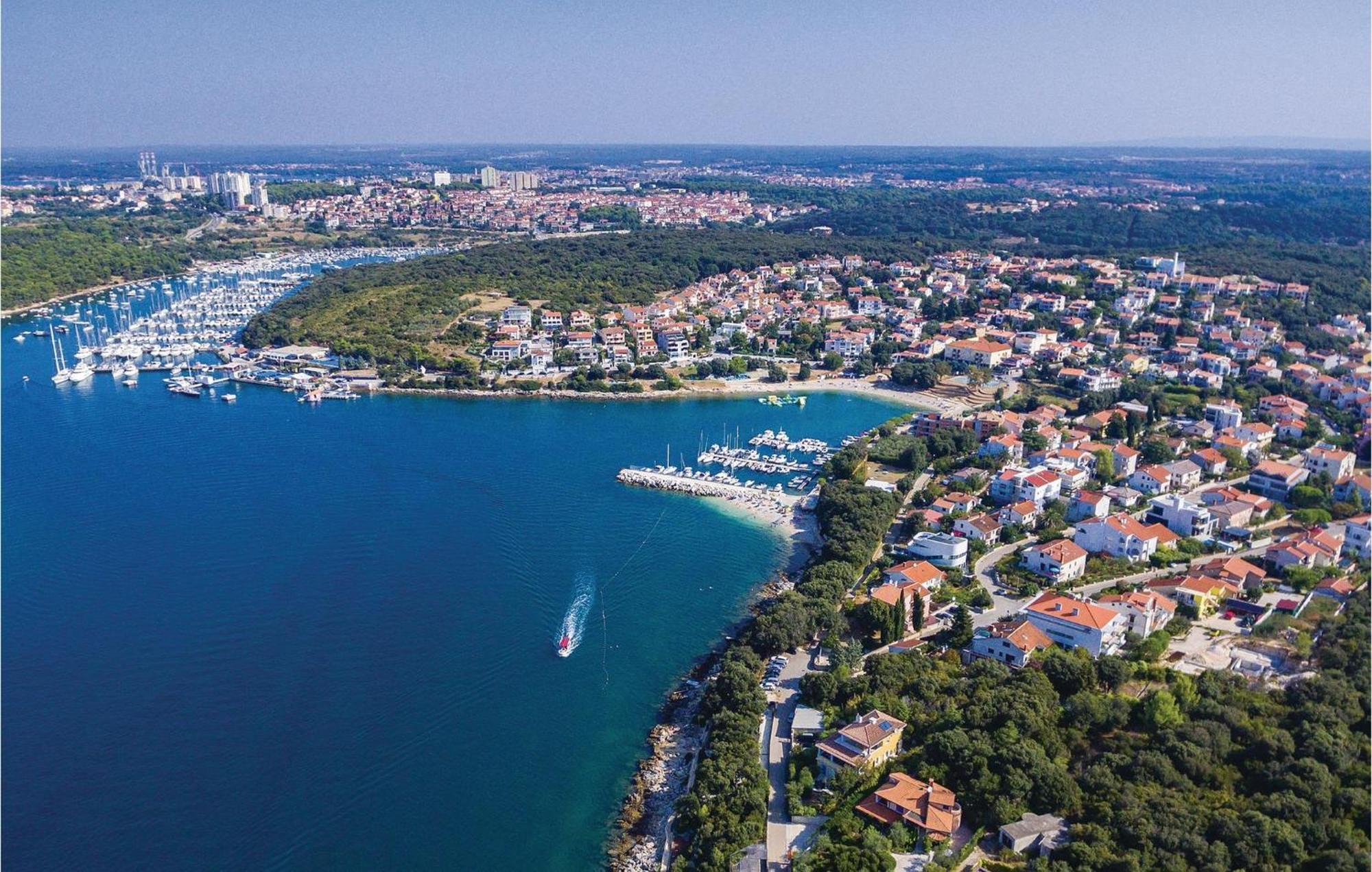 Stunning Apartment In Pjescana Uvala With Wifi Zewnętrze zdjęcie